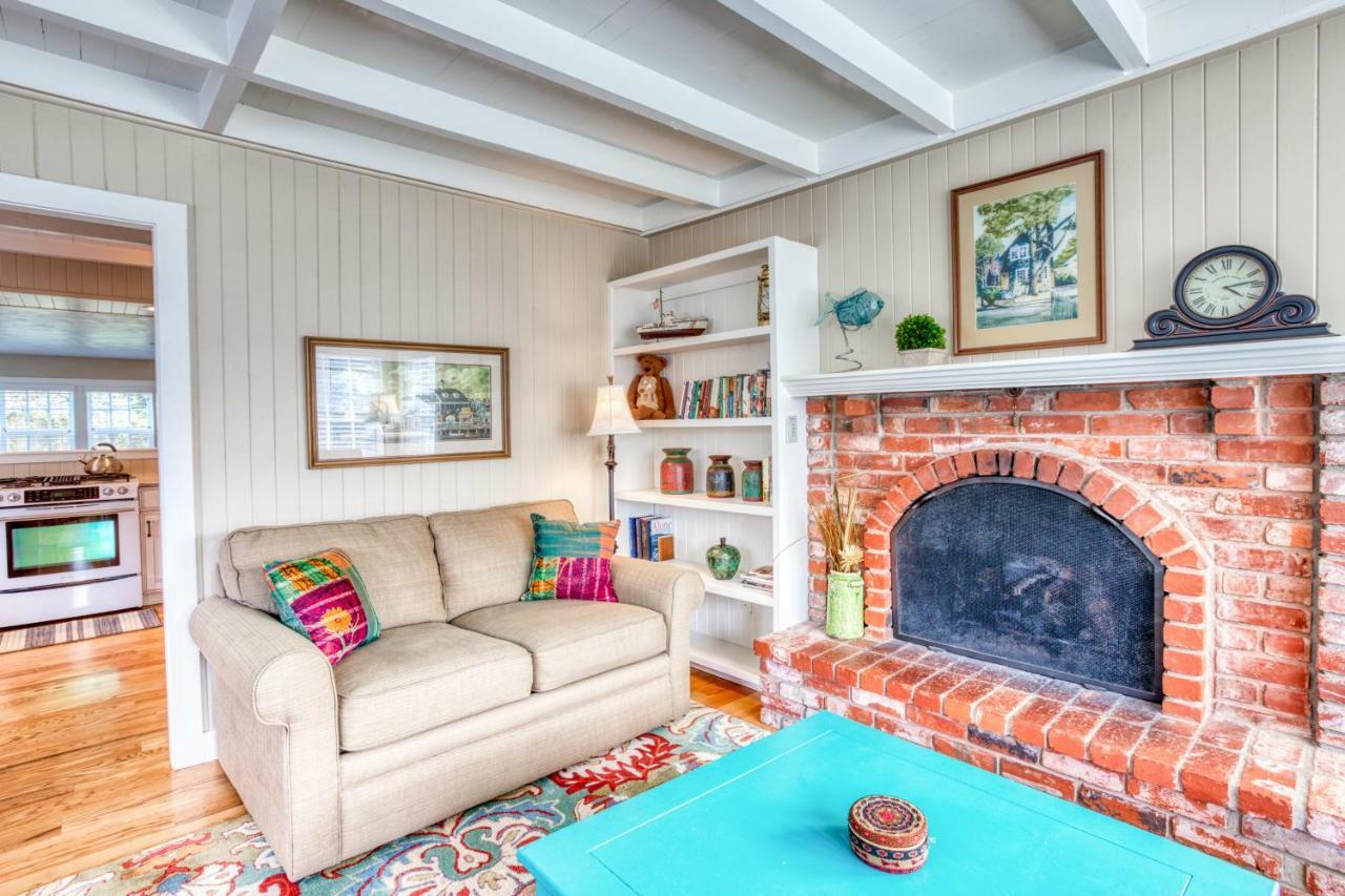 Seaside Classic Cottage Exterior foto